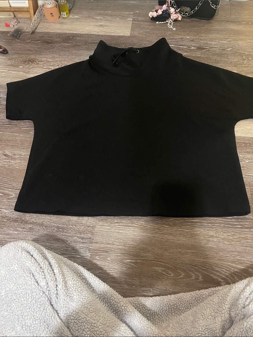 Black Short-Sleeve Mock Neck Sweatshirt - Relaxed Boxy Fit